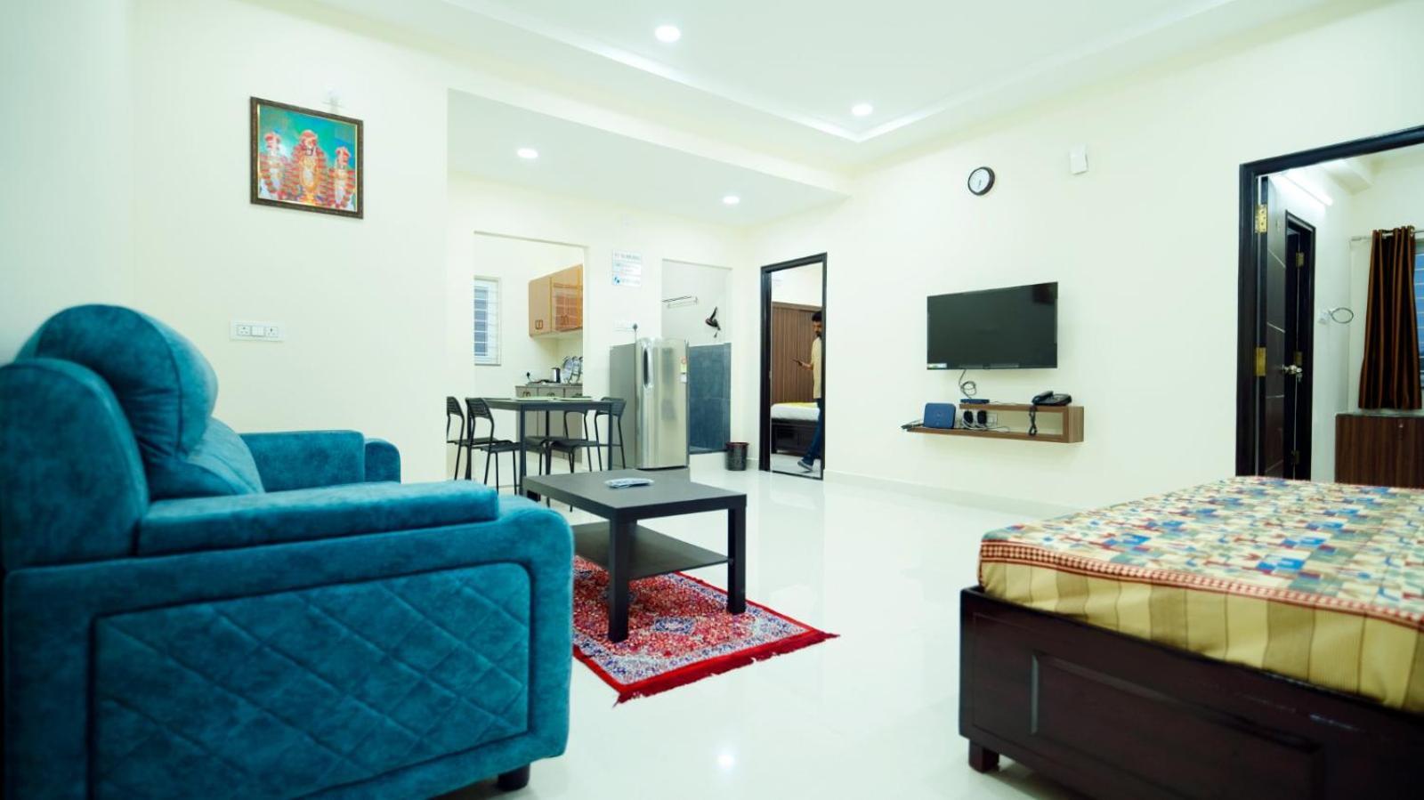 טירופאטי Divya Comforts- 2Bhk מראה חיצוני תמונה